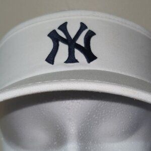 White New York Yankees Visor
